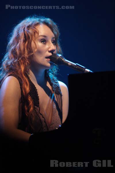 TORI AMOS - 2005-06-13 - PARIS - Zenith - 